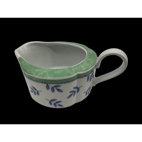 Villeroy & Boch SWITCH 3 Gravy/Sauce Boat White Blue Leaf Print Discontinued - Picture 2 of 15